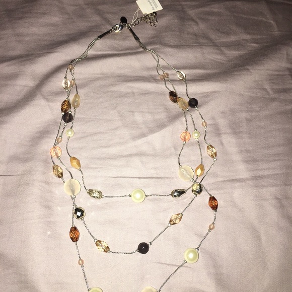 Lia Sophia Necklace NWT - Picture 2 of 2